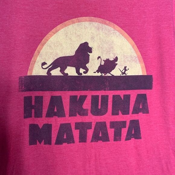 Disney Lion King Hakuna Matata Graphic T Shirt med - Picture 1 of 5
